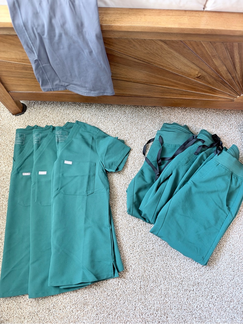 Women’s Hunter Green Figs Scrubs